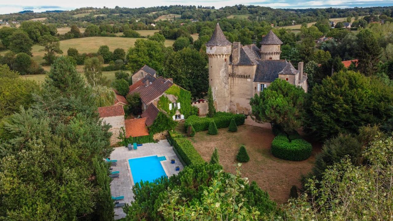 Chateau Garinie 15Th Century Medieval Castle In The South Of France Lugan  Exterior photo