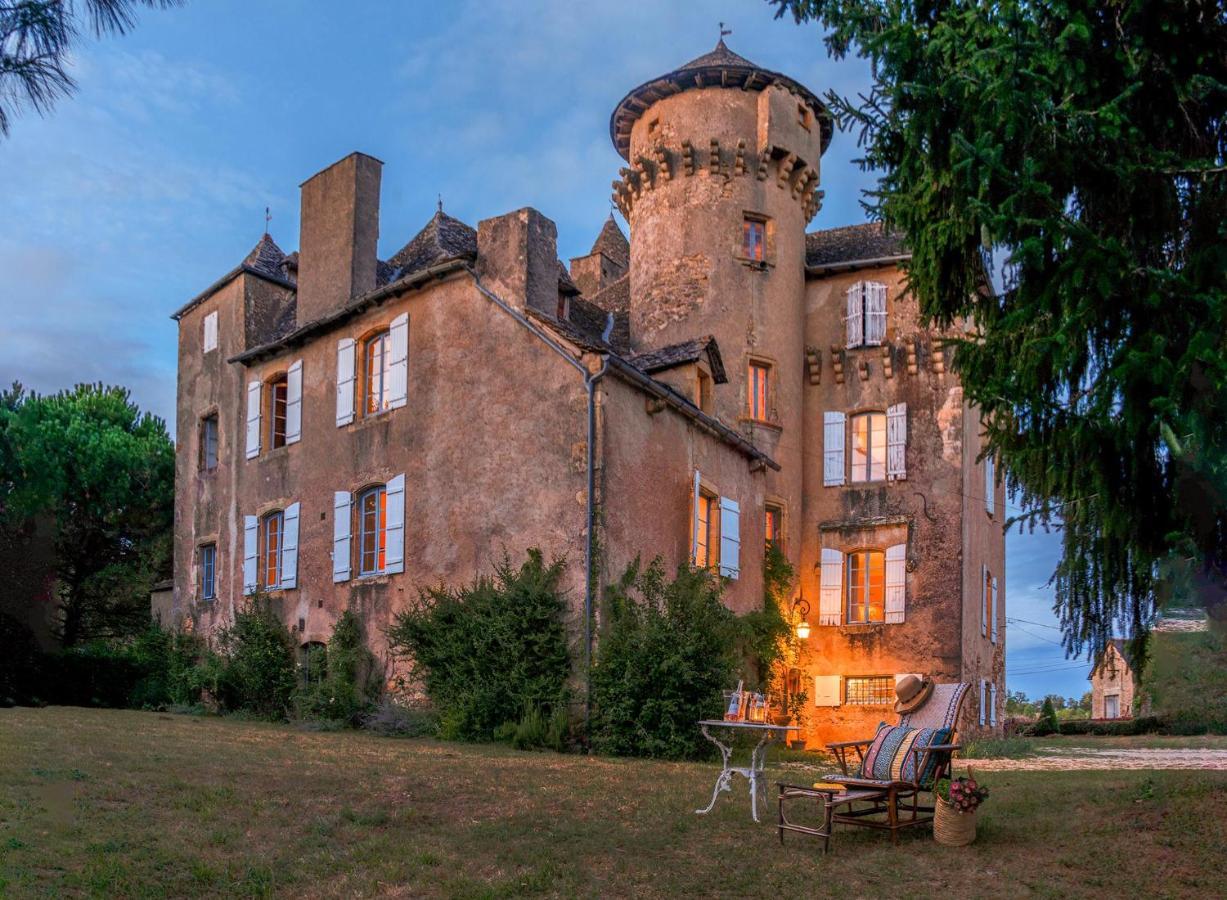 Chateau Garinie 15Th Century Medieval Castle In The South Of France Lugan  Exterior photo